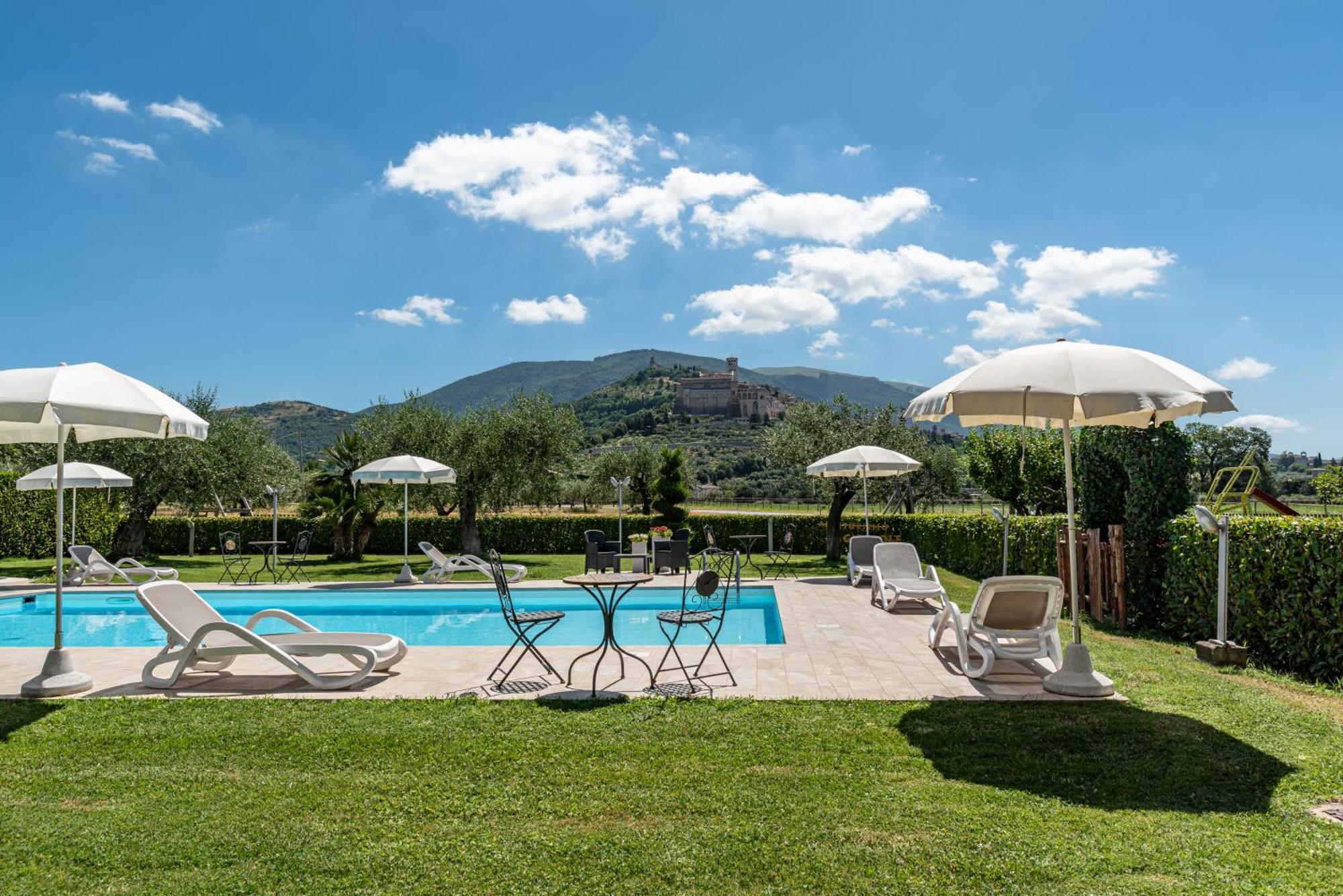 Agriturismo Il Girasole อัสซิซี ภายนอก รูปภาพ