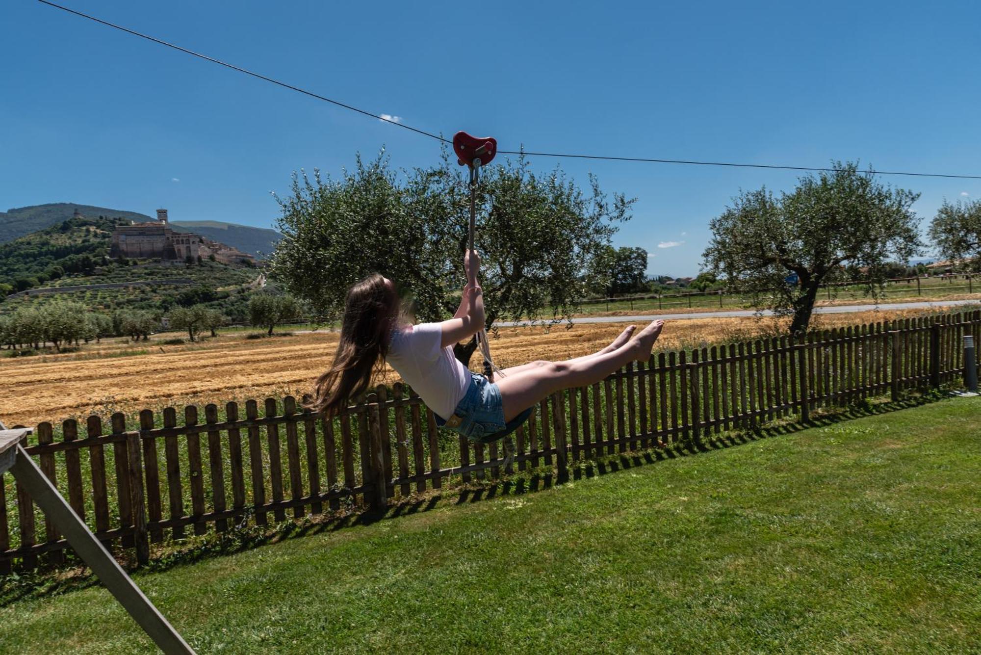Agriturismo Il Girasole อัสซิซี ภายนอก รูปภาพ