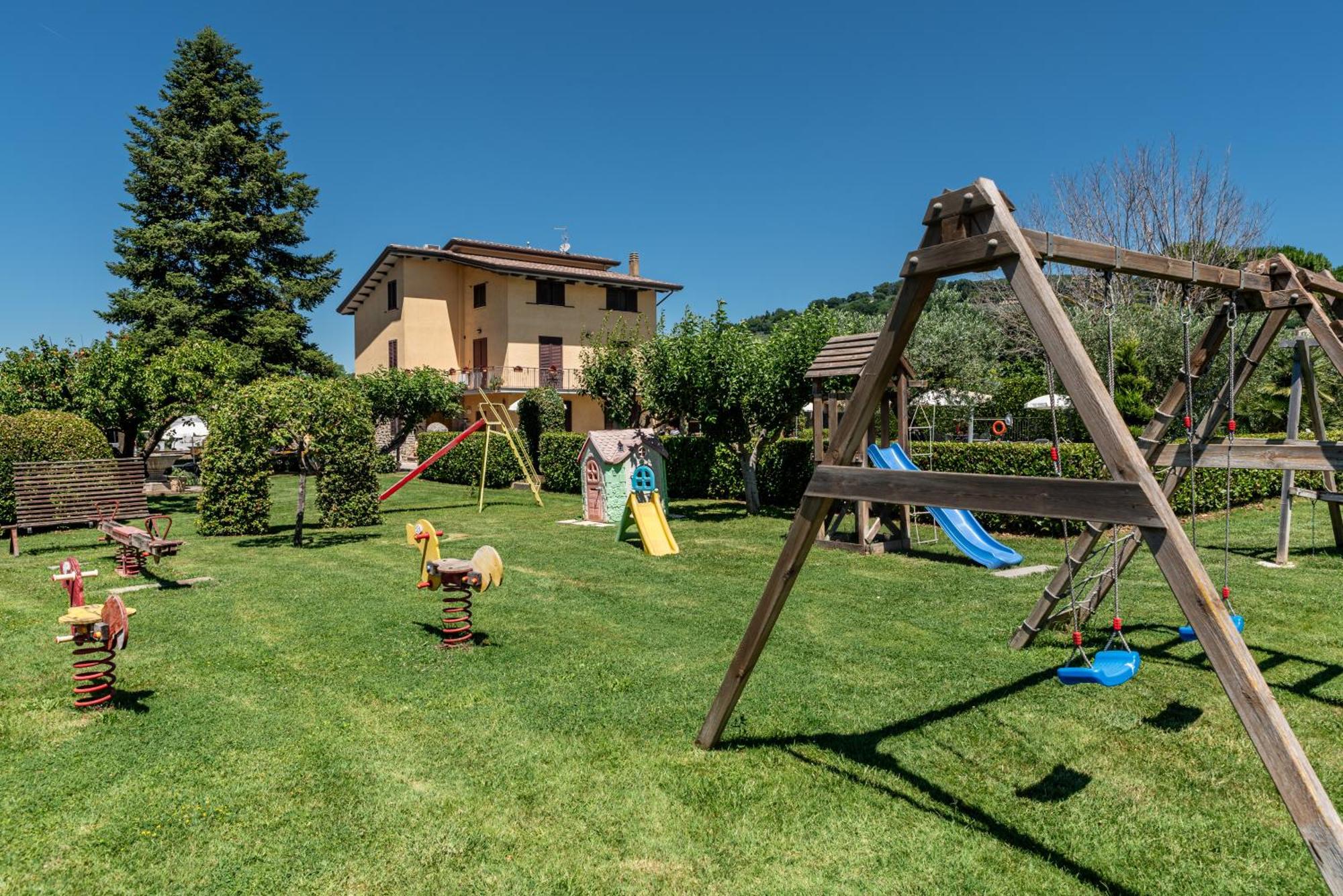Agriturismo Il Girasole อัสซิซี ภายนอก รูปภาพ