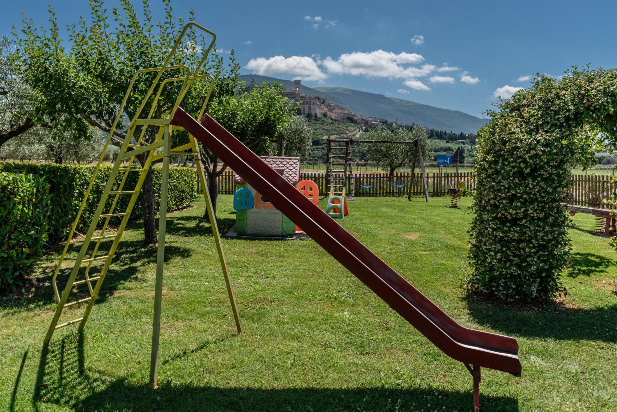 Agriturismo Il Girasole อัสซิซี ภายนอก รูปภาพ