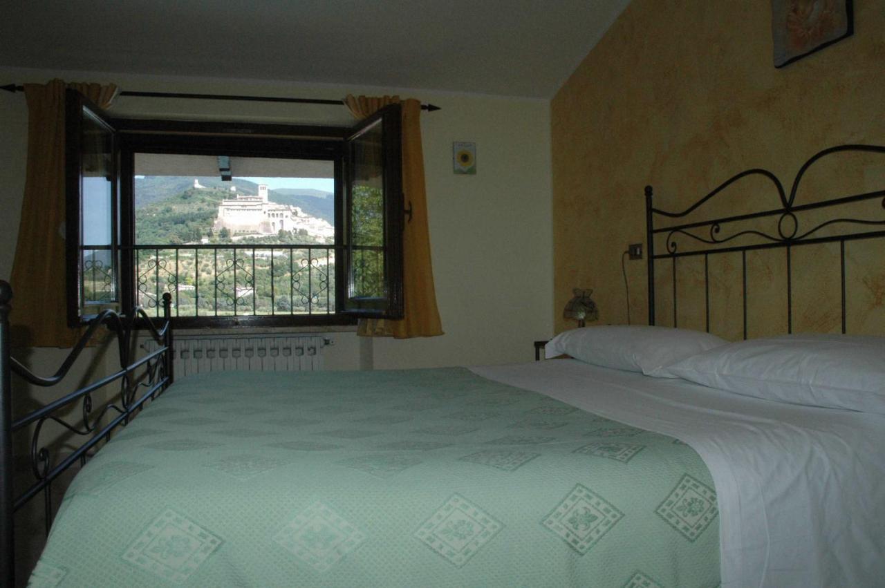 Agriturismo Il Girasole อัสซิซี ภายนอก รูปภาพ