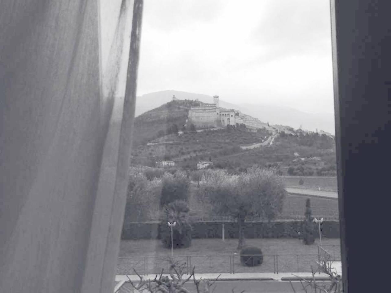 Agriturismo Il Girasole อัสซิซี ภายนอก รูปภาพ